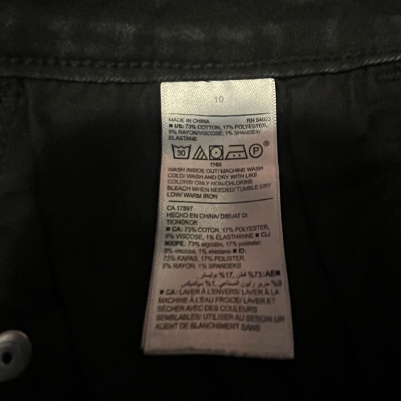 Old Navy Rockstar Super Skinny Jeans - Picture 7 of 7